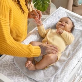 Ingenuity - Changing Essentials 3-Piece Kit with Contoured Pad - Cover & Protector